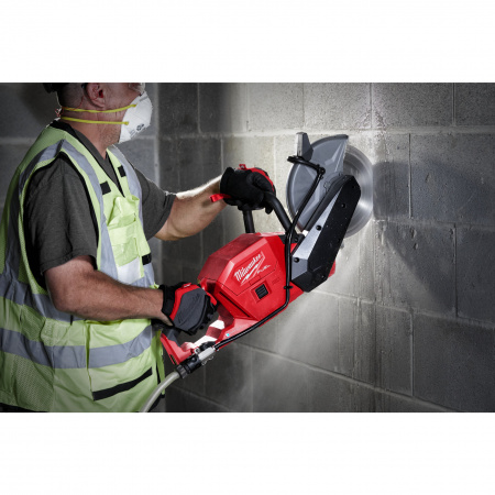 Аккумуляторная отрезная машина M18 FCOS230-121 [FORGE™]